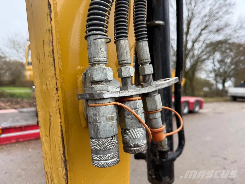 CAT 302.7D Mini ekskavatoriai < 7 t