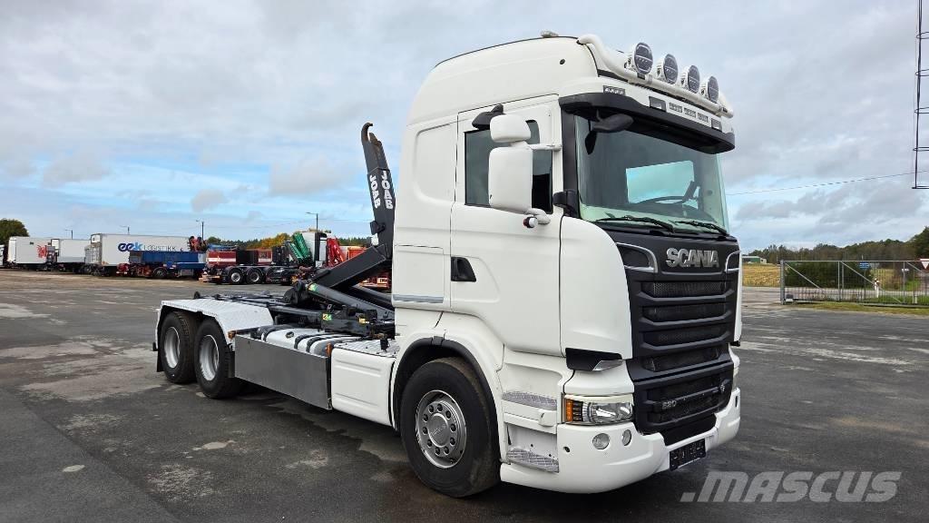 Scania R520 6X4 Sunkvežimiai su keliamuoju kabliu
