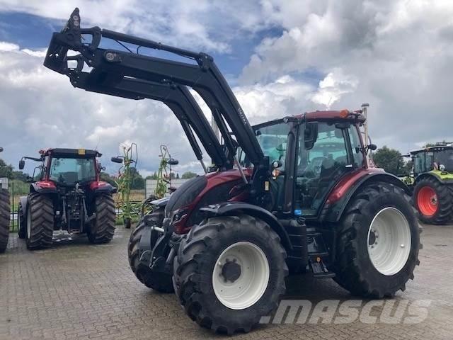 Valtra N155 Active Traktoriai