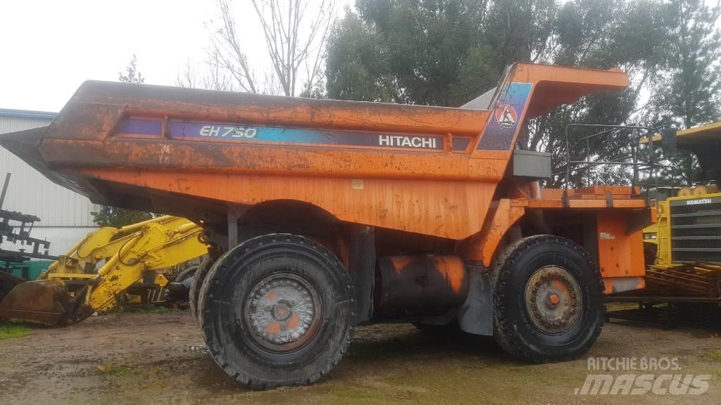 Hitachi EH 750-2 Atliekų išvežimo technika