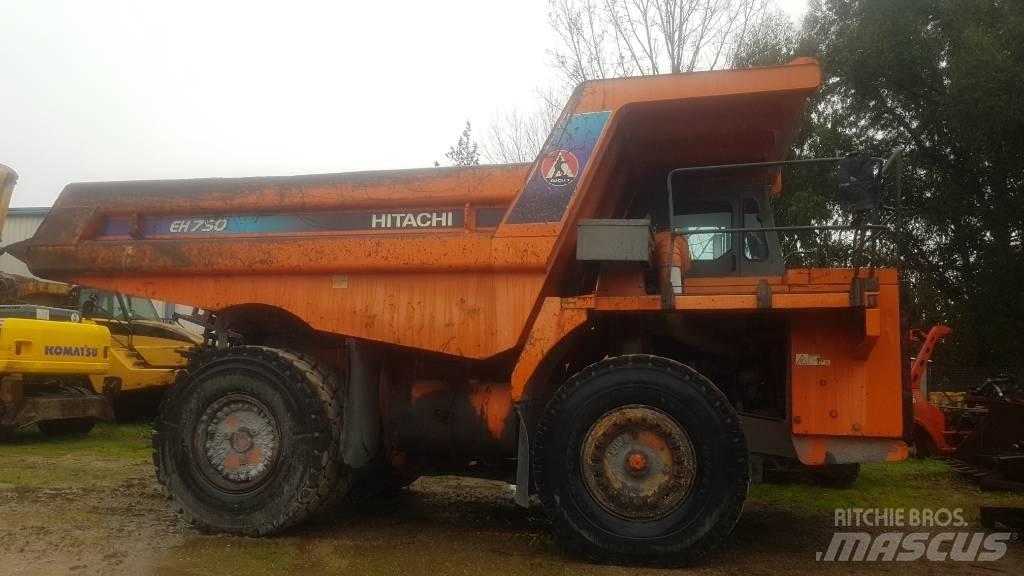 Hitachi EH 750-2 Atliekų išvežimo technika