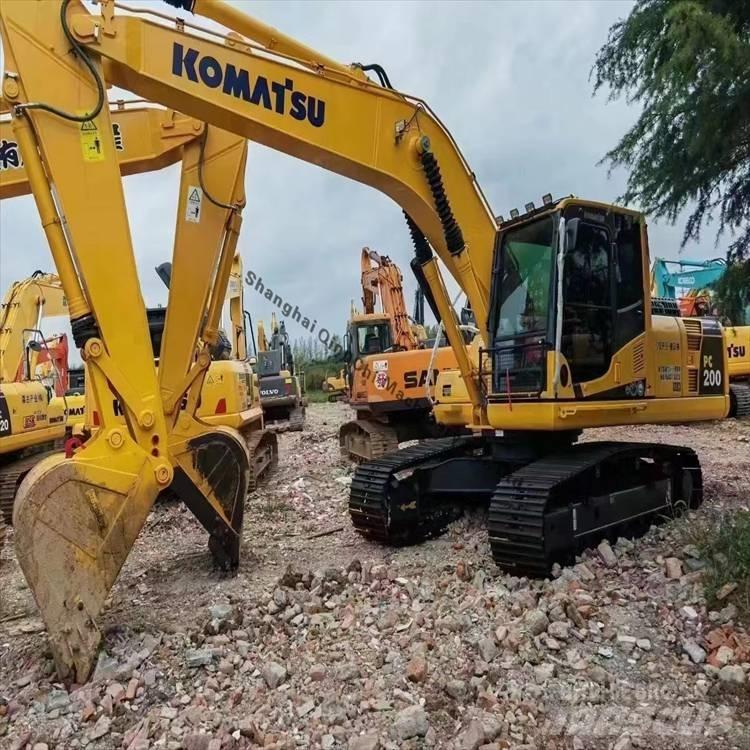 Komatsu 200-8 Vikšriniai ekskavatoriai