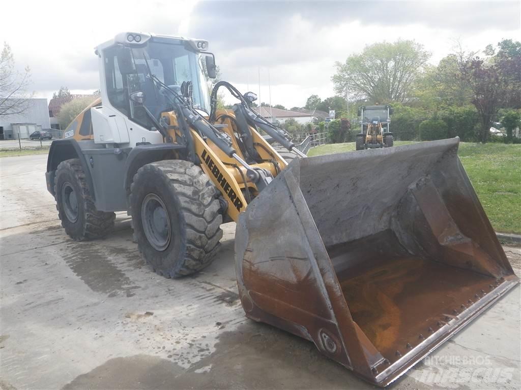 Liebherr L 538 Naudoti ratiniai krautuvai