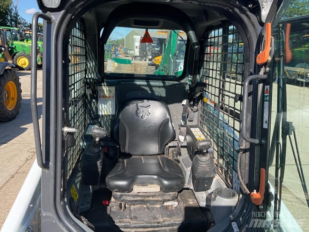 Bobcat T 450 Krautuvai su šoniniu pasukimu