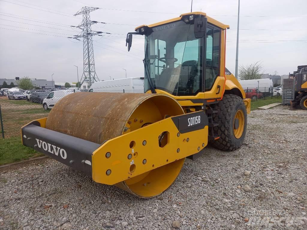 Volvo SD 115 B Vieno būgno volai