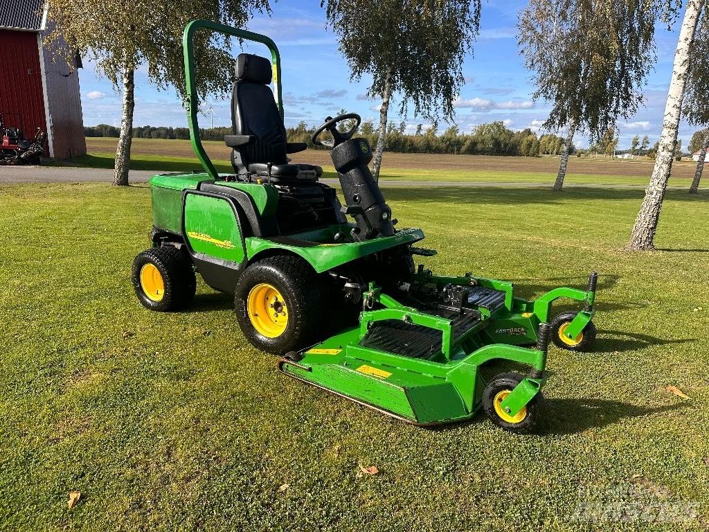 John Deere 1565 Sodo traktoriukai-vejapjovės