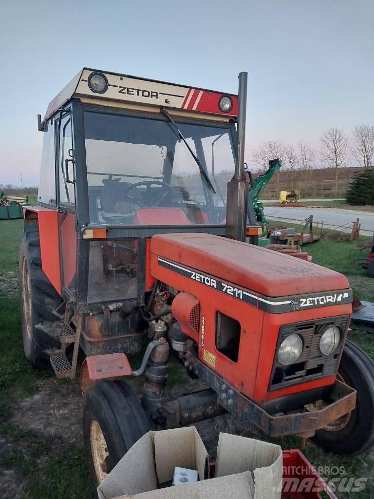 Zetor 7211 Traktoriai