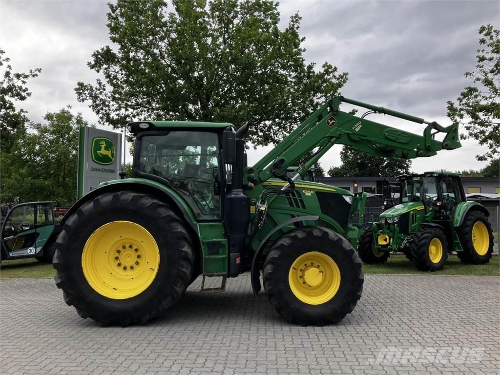 John Deere 6215R Traktoriai