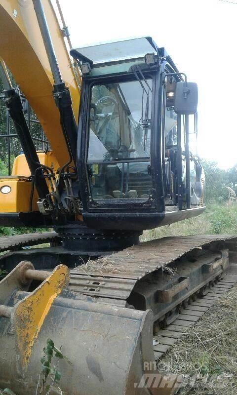 JCB JS220LC Vikšriniai ekskavatoriai