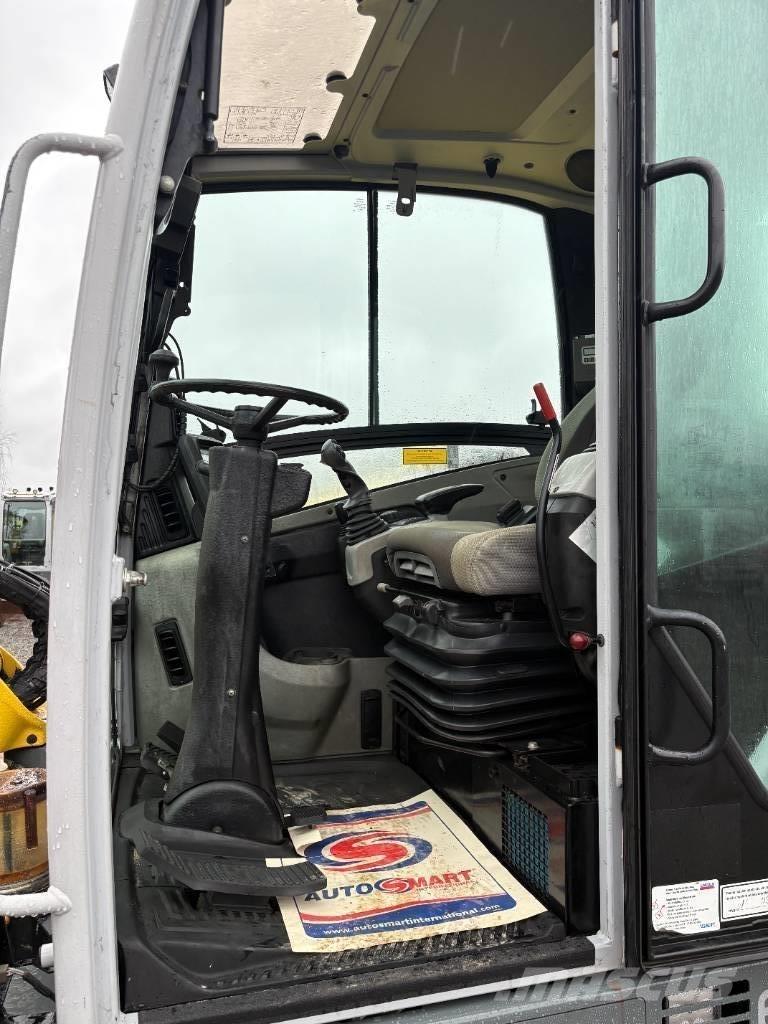 Wacker Neuson EW65 Ratiniai ekskavatoriai
