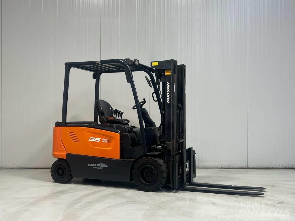 Doosan B35X-7 Elektriniai šakiniai krautuvai