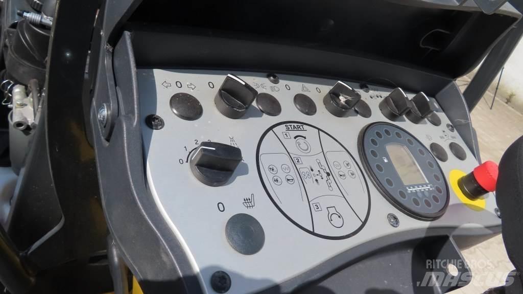 Bomag BW80 AD-5 Porinių būgnų volai
