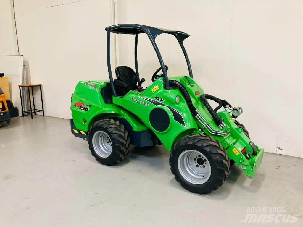 Avant 755 i Mini krautuvai