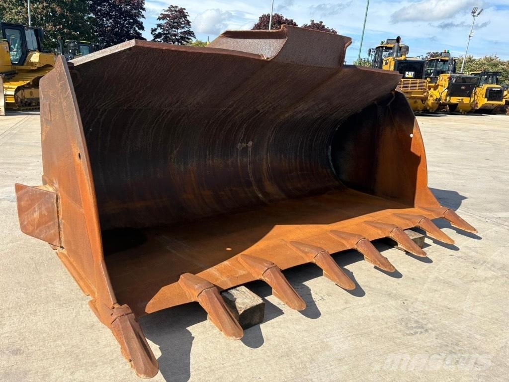CAT 980 Bucket Kaušai