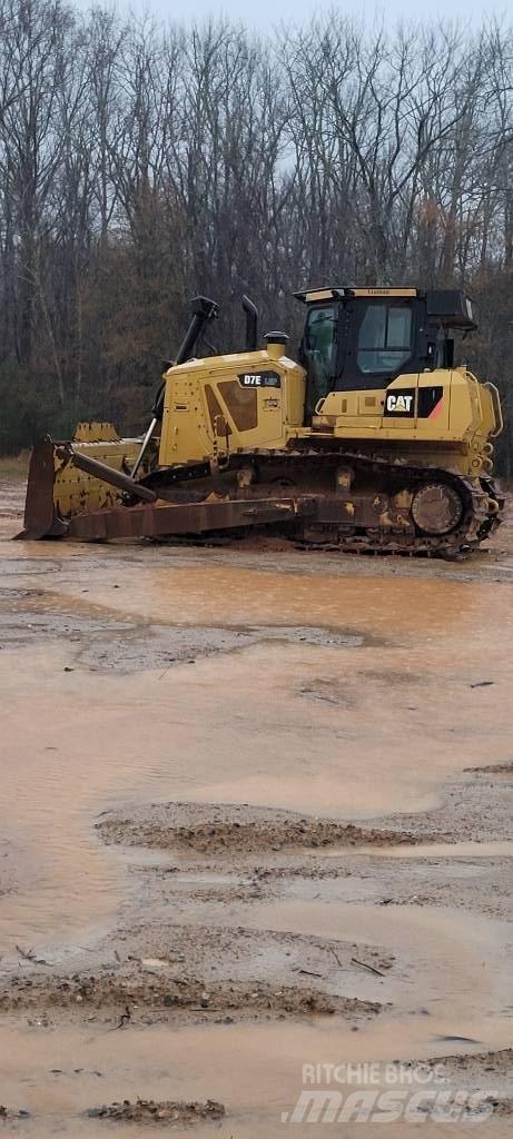 CAT D7E Vikšriniai buldozeriai