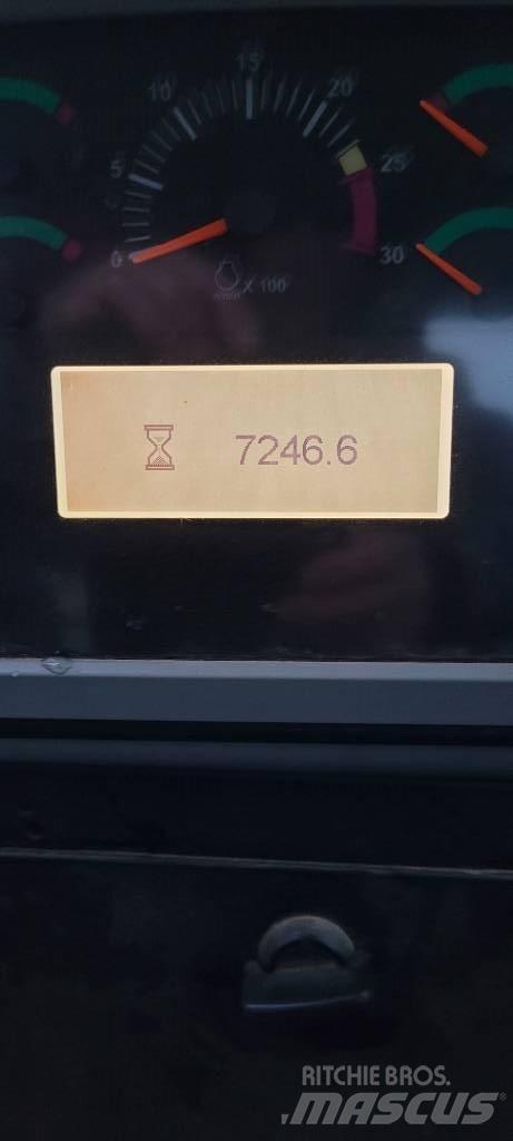 CAT D7E Vikšriniai buldozeriai