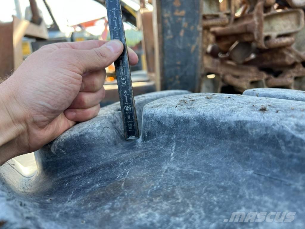Valmet 840.2 Naudoti miškovežiai (Forvarderiai)