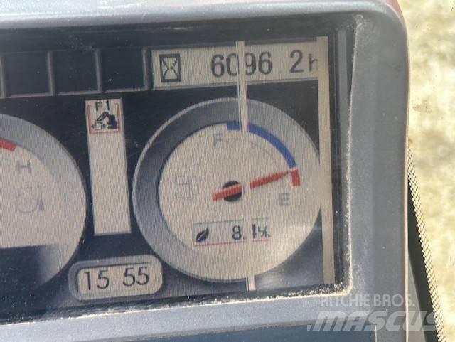 Hitachi USRLC225 Vikšriniai ekskavatoriai