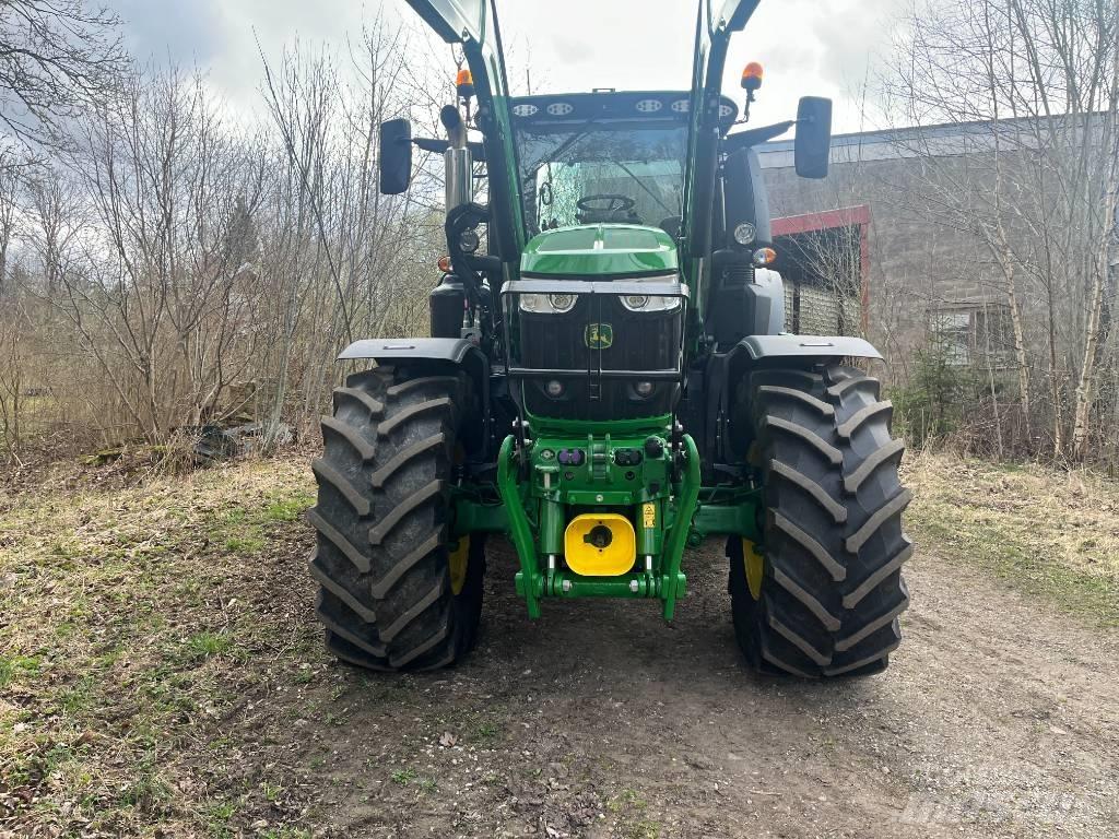 John Deere 6250 R Traktoriai