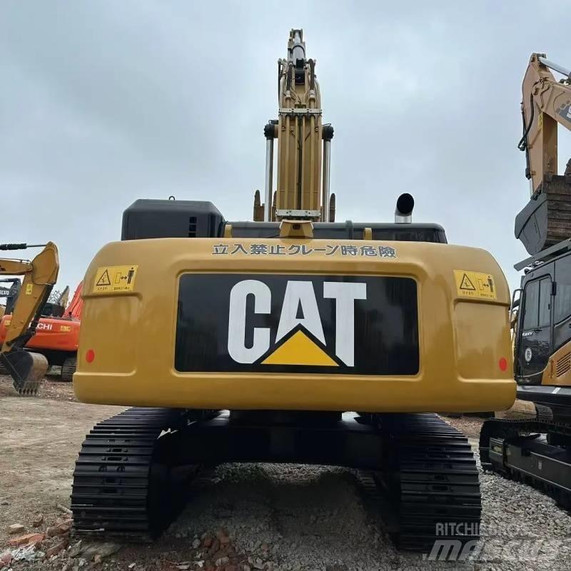CAT 330 Vikšriniai ekskavatoriai