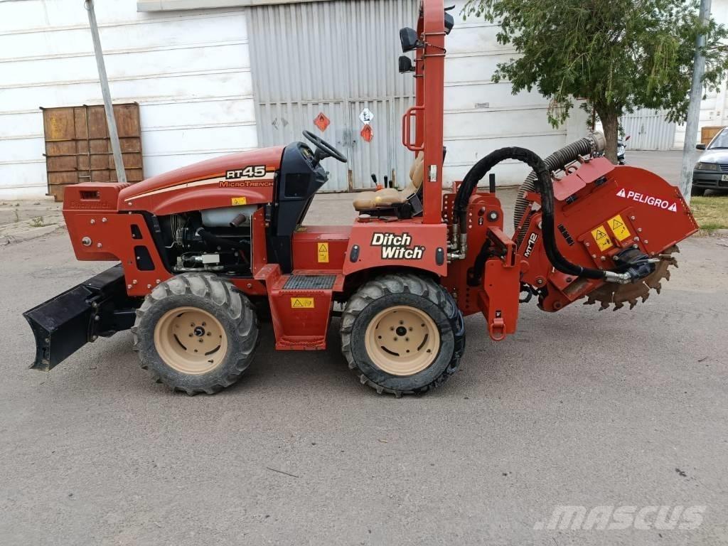 Ditch Witch RT 45 Tranšėjų ekskavatoriai