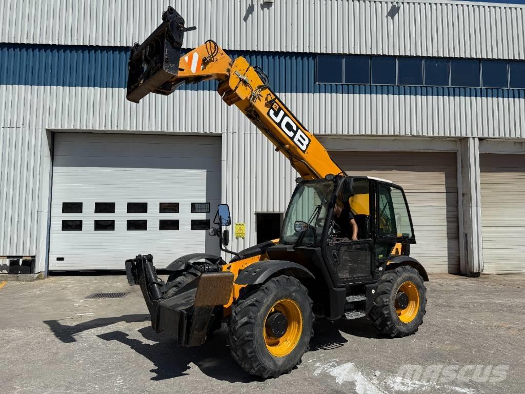 JCB 535-125 Teleskopiniai krautuvai