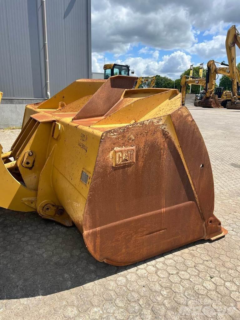 CAT 980M Naudoti ratiniai krautuvai