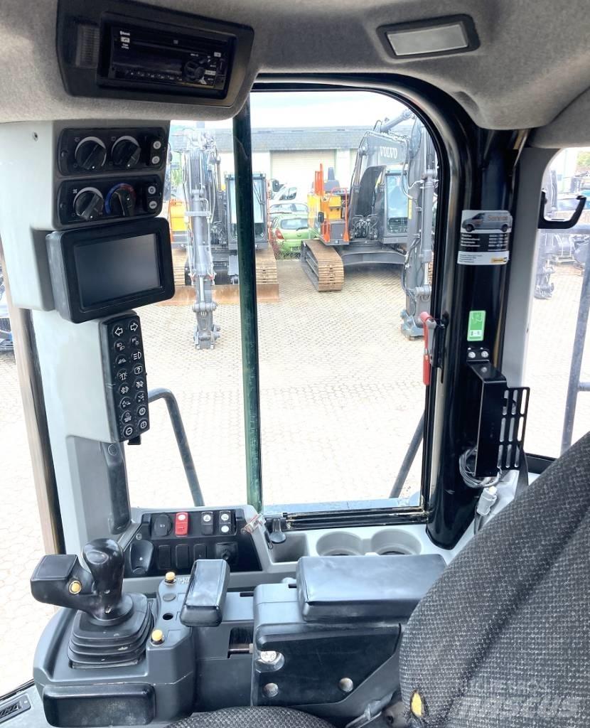 CAT 972 M Naudoti ratiniai krautuvai