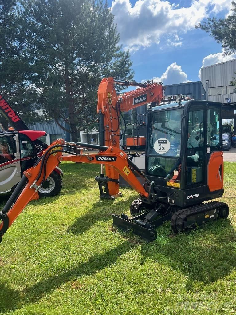 Doosan DX 19 Vikšriniai ekskavatoriai