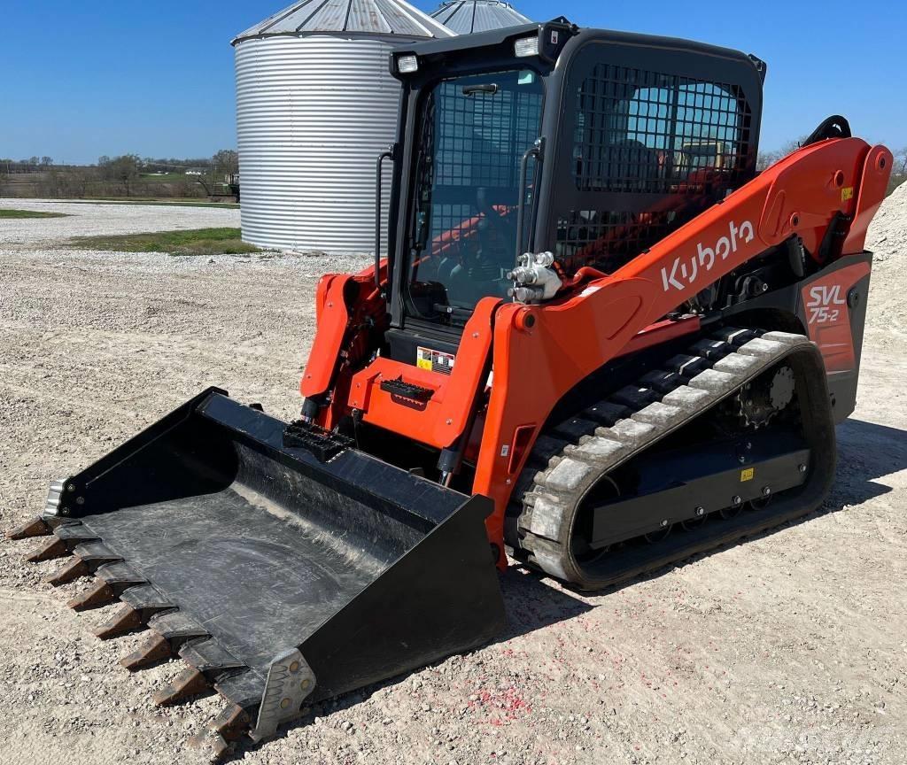 Kubota SVL75-2 Krautuvai su šoniniu pasukimu
