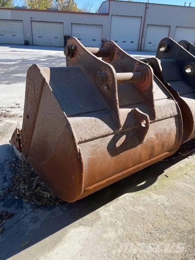 Komatsu PC 400 Vikšriniai ekskavatoriai
