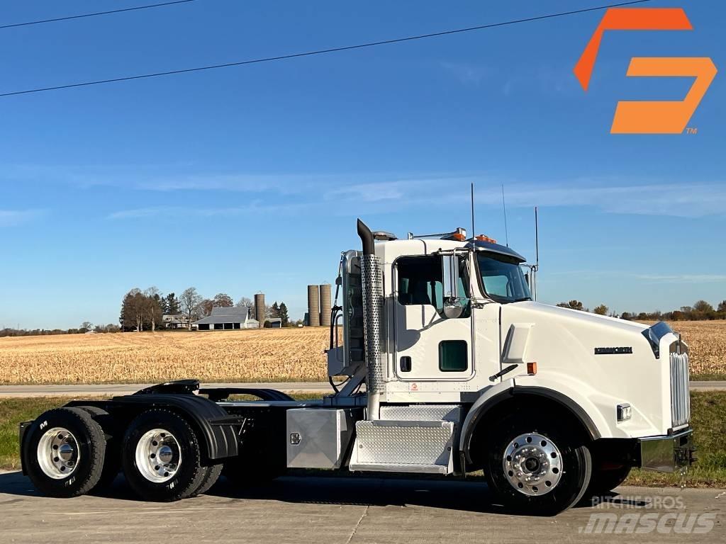 Kenworth T 800 Naudoti vilkikai
