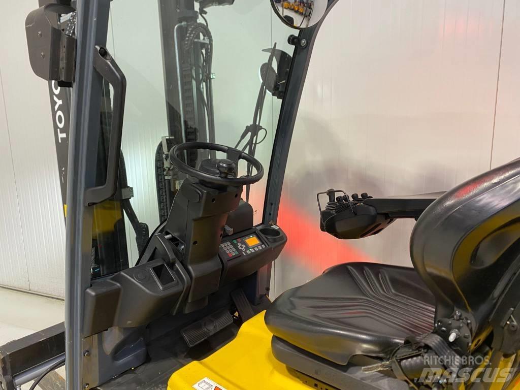 Toyota 8FBM20T Elektriniai šakiniai krautuvai