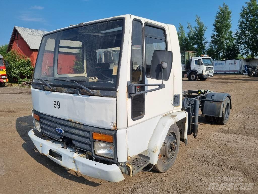 Ford CARGO 0713 Kita