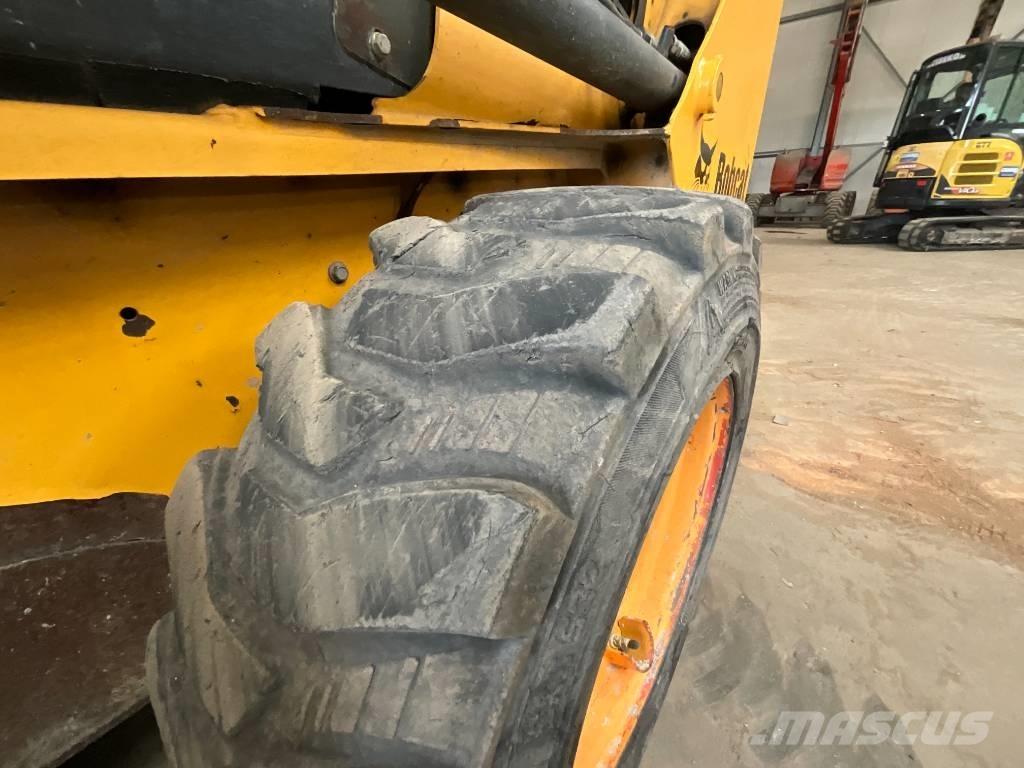 Bobcat S 450 Krautuvai su šoniniu pasukimu
