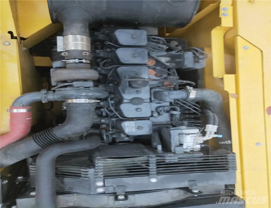 Komatsu PC200-7 Vikšriniai ekskavatoriai