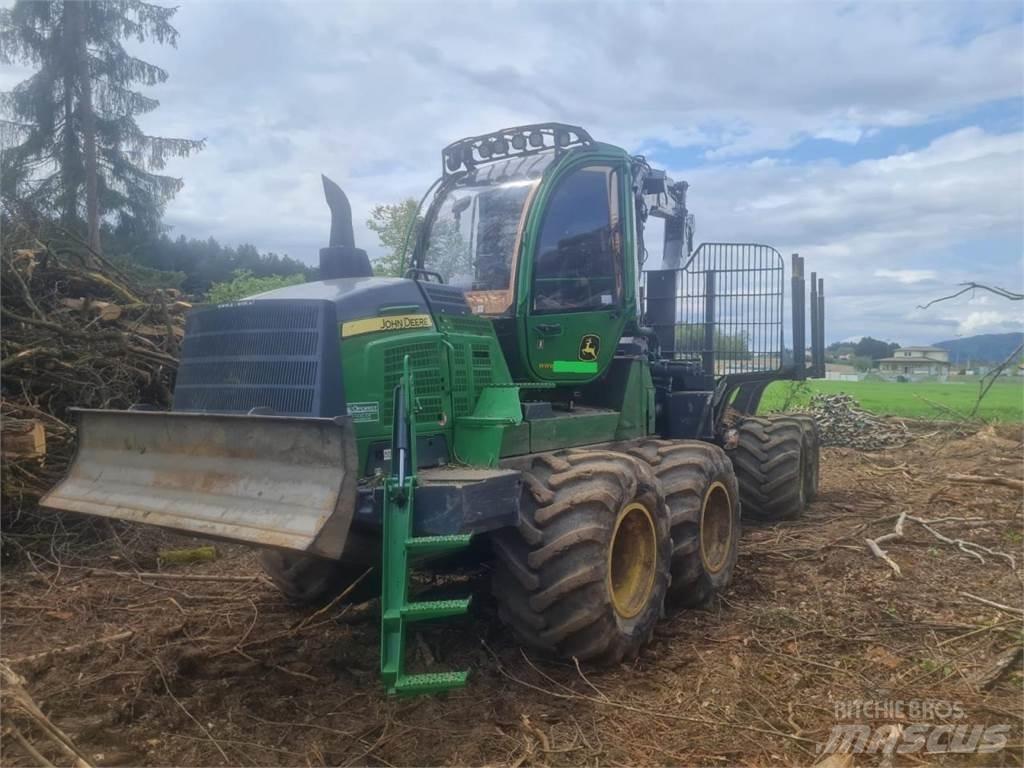 John Deere 1110 G Naudoti miškovežiai (Forvarderiai)
