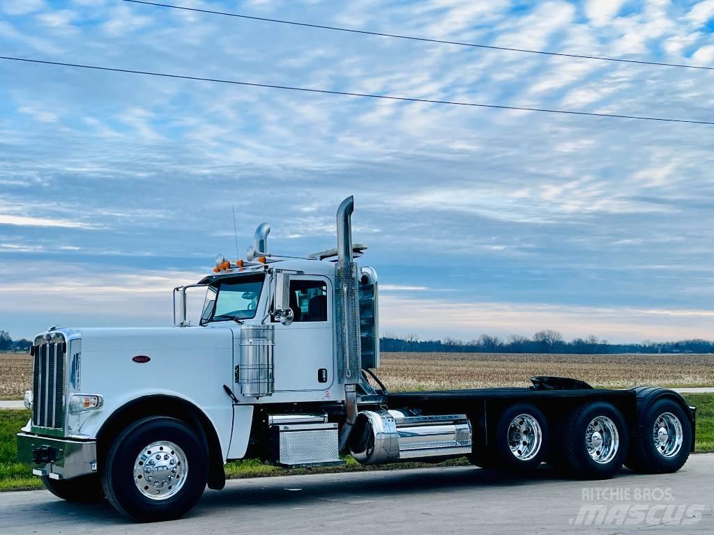 Peterbilt 389 Naudoti vilkikai