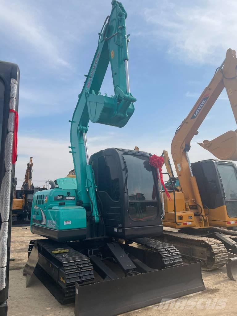 Kobelco SK 75 Vikšriniai ekskavatoriai