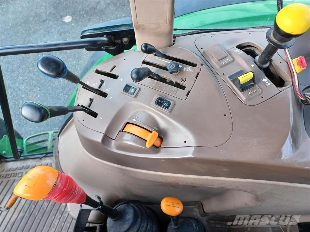 John Deere 5080M Traktoriai