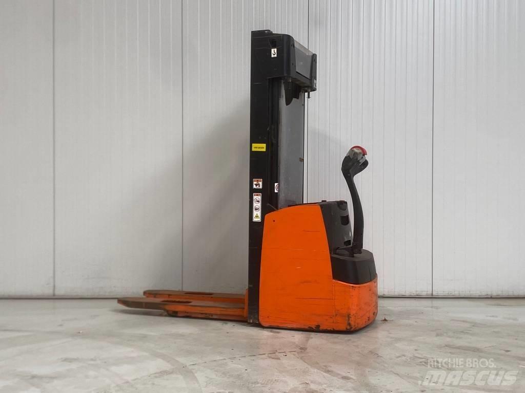 Hyster S1.4 Rankiniai vėžimėliai