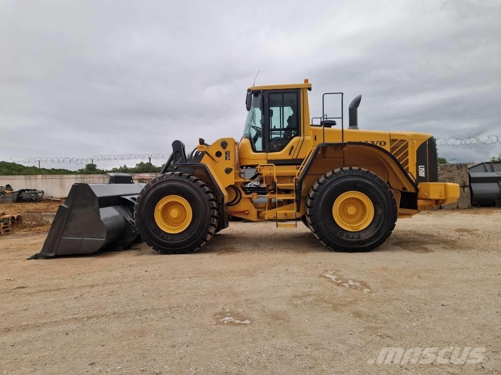 Volvo L 150 F Naudoti ratiniai krautuvai