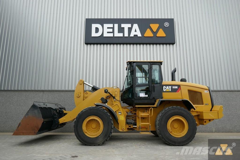 CAT 938K Naudoti ratiniai krautuvai
