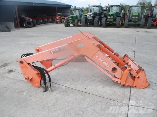 Kubota LA1403 Loader Traktoriai
