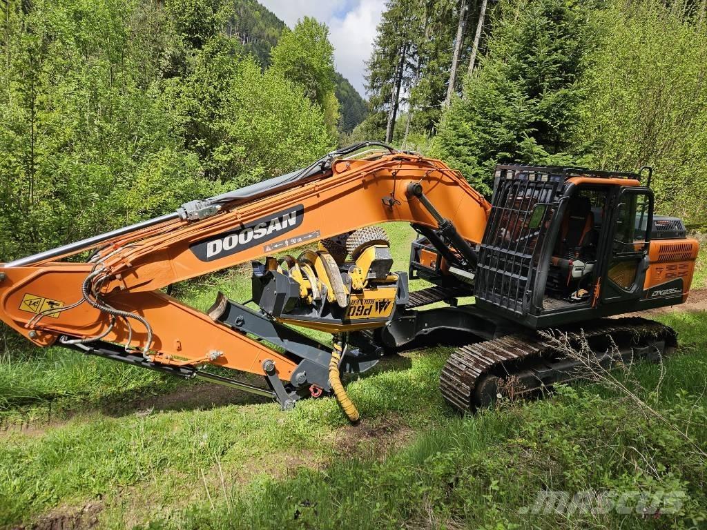 Doosan DX 235 NLC - 5 Ekskavatoriai