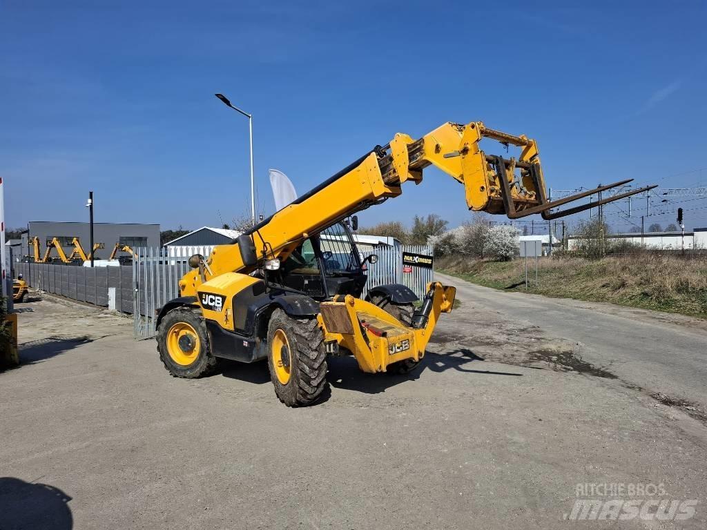 JCB 540-140 Teleskopiniai krautuvai