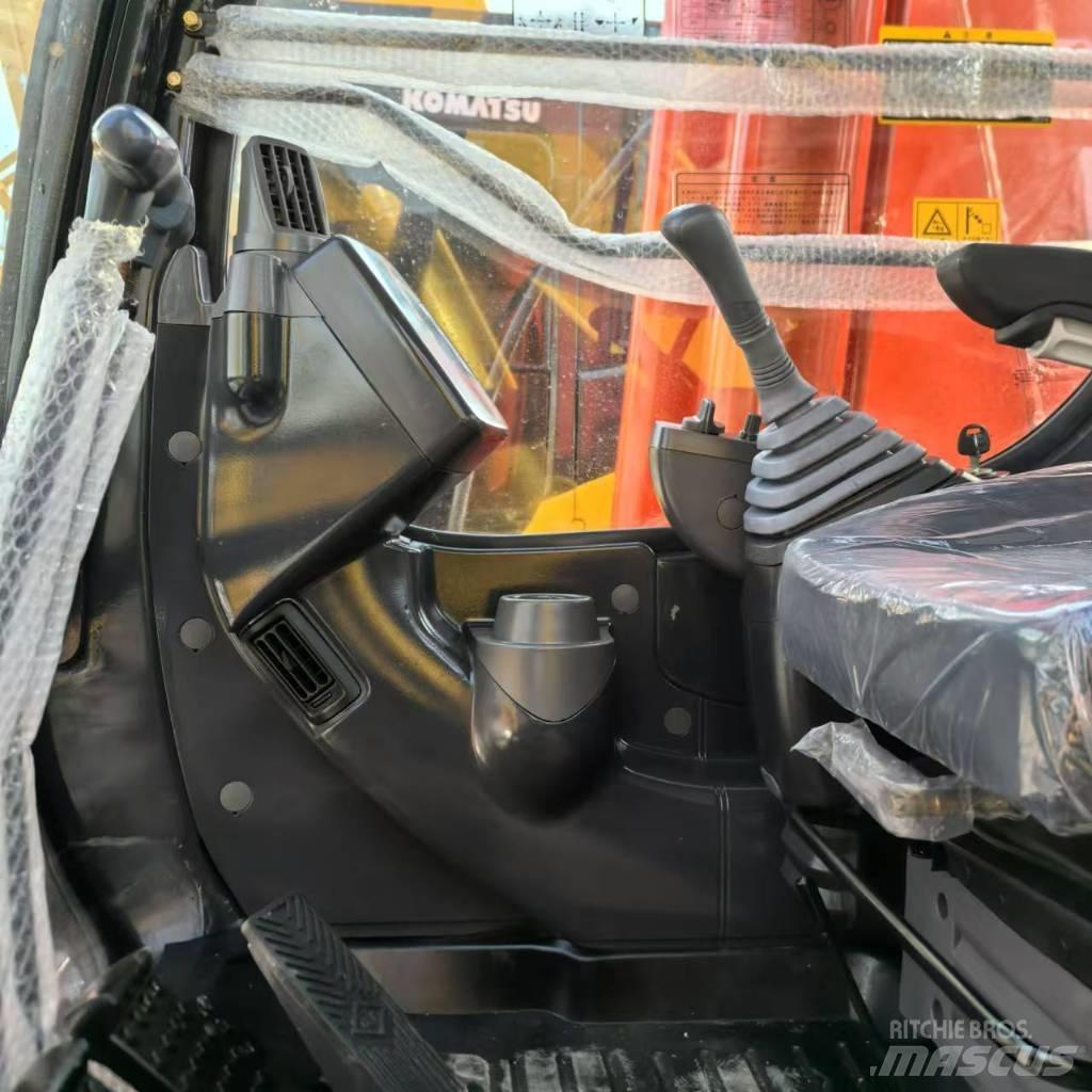 Hitachi ZX 200-3 G Vikšriniai ekskavatoriai