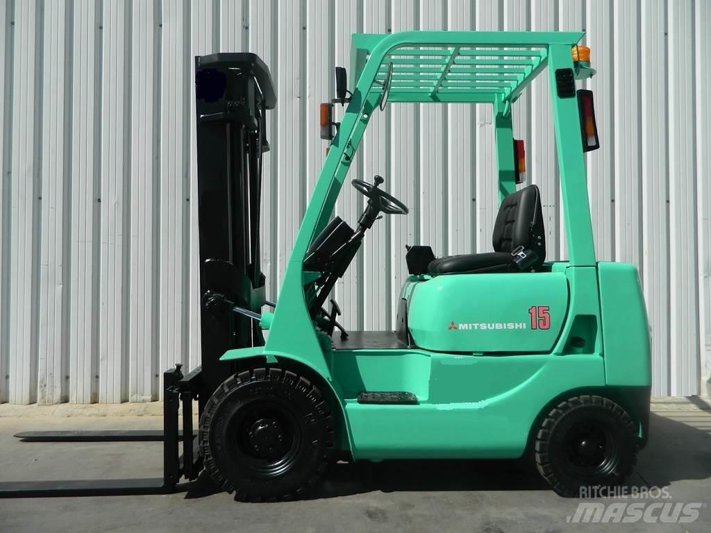 Mitsubishi FD15 Dyzeliniai krautuvai
