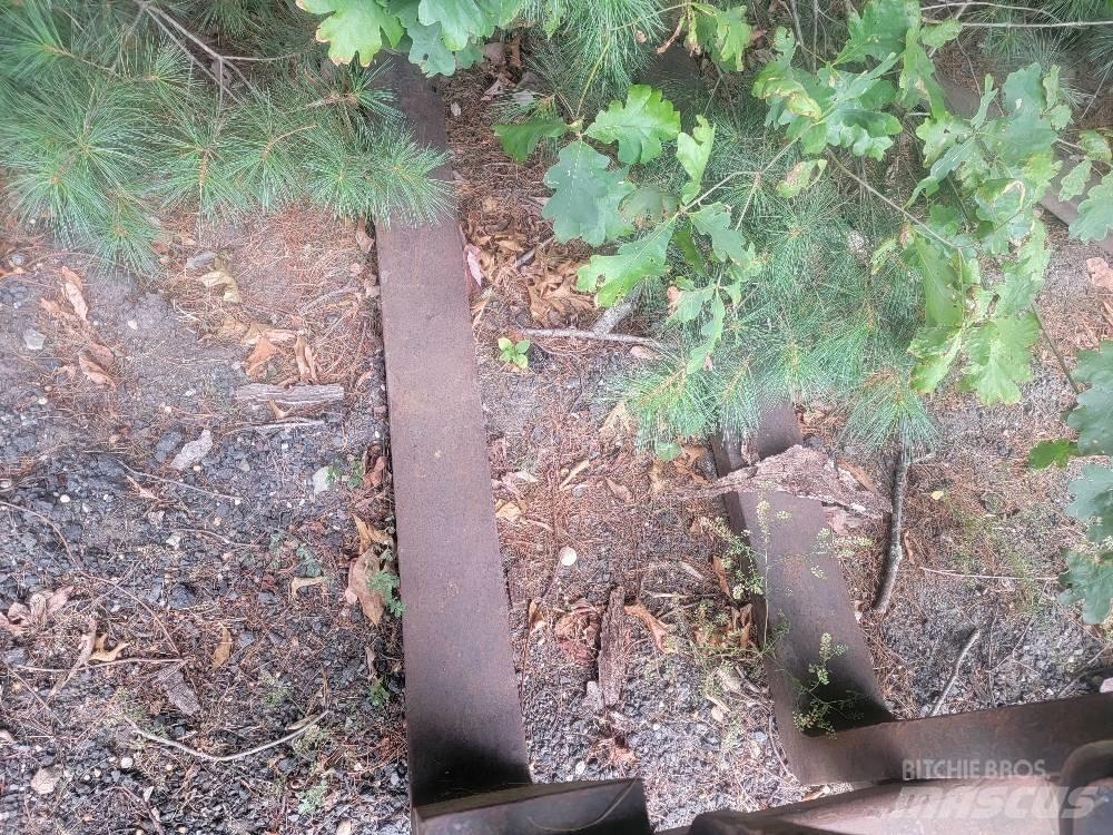 JRB 416 Kiti naudoti statybos komponentai