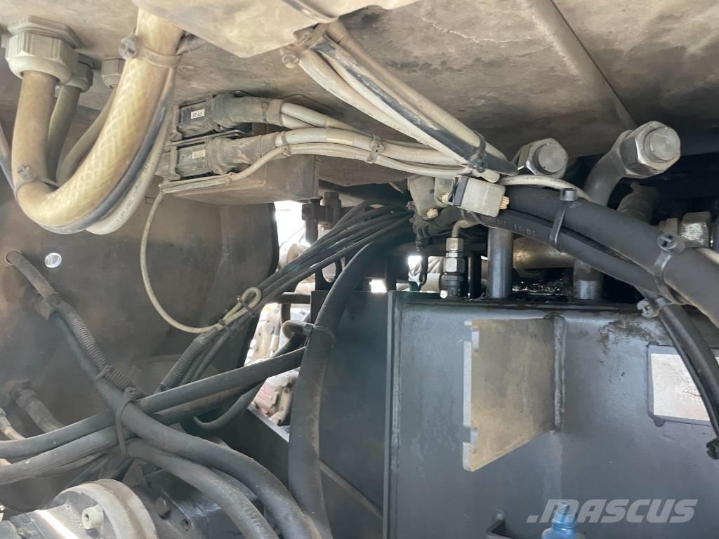 Vögele SUPER 1900-2 Asfalto klotuvai